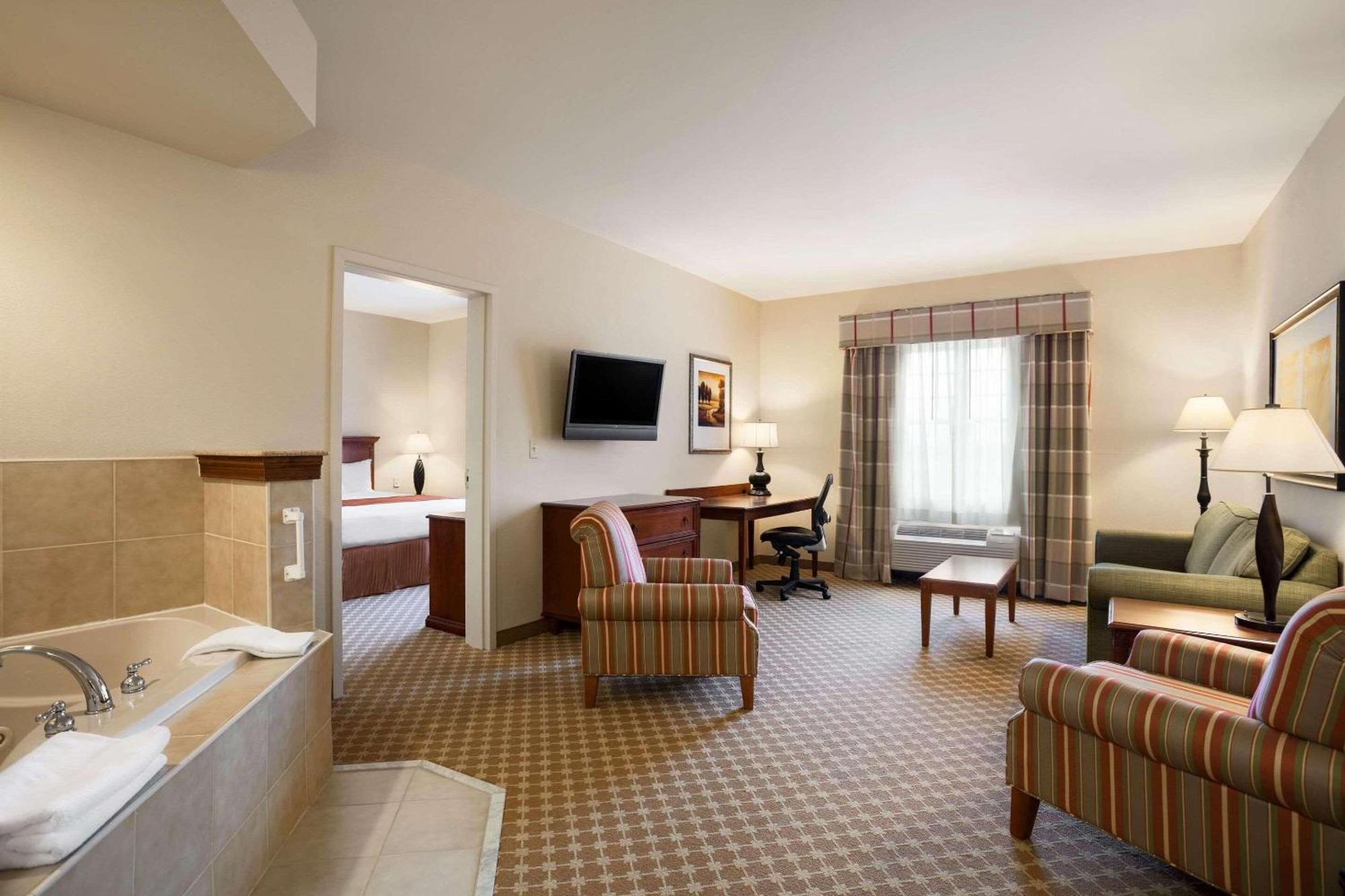Four Points By Sheraton Bedford Manchester Airport Buitenkant foto