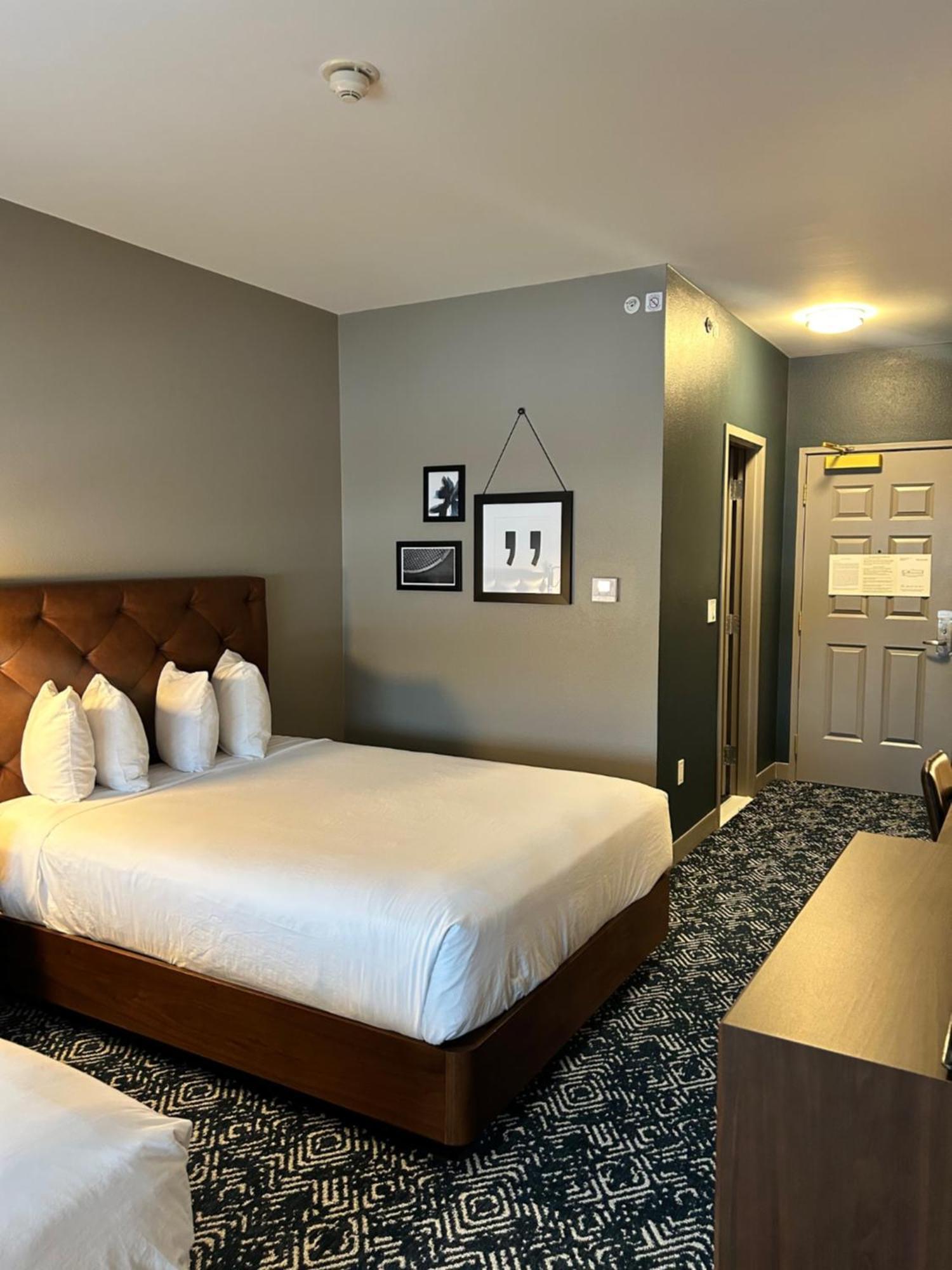 Four Points By Sheraton Bedford Manchester Airport Buitenkant foto
